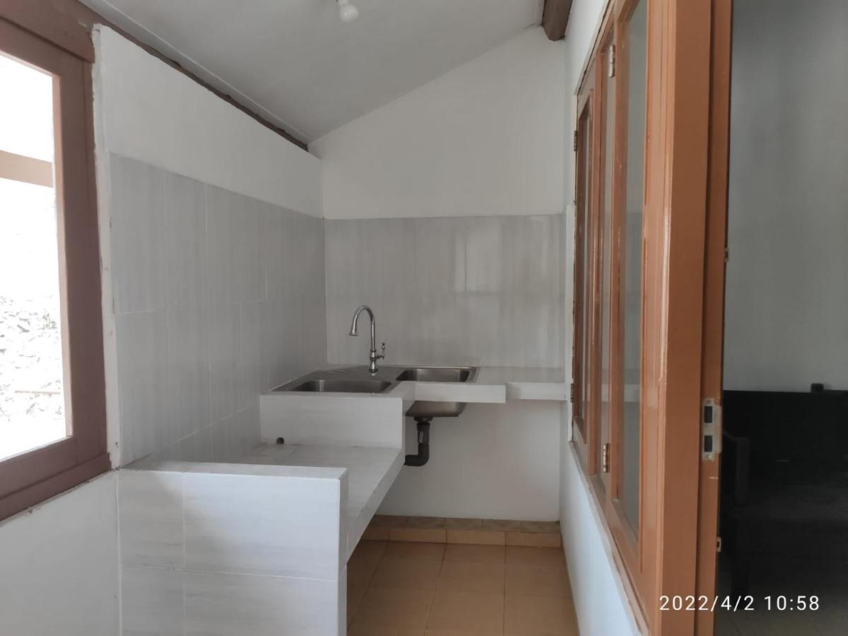 Kelana 2 Nice Homestay  Semarang Bagian luar foto