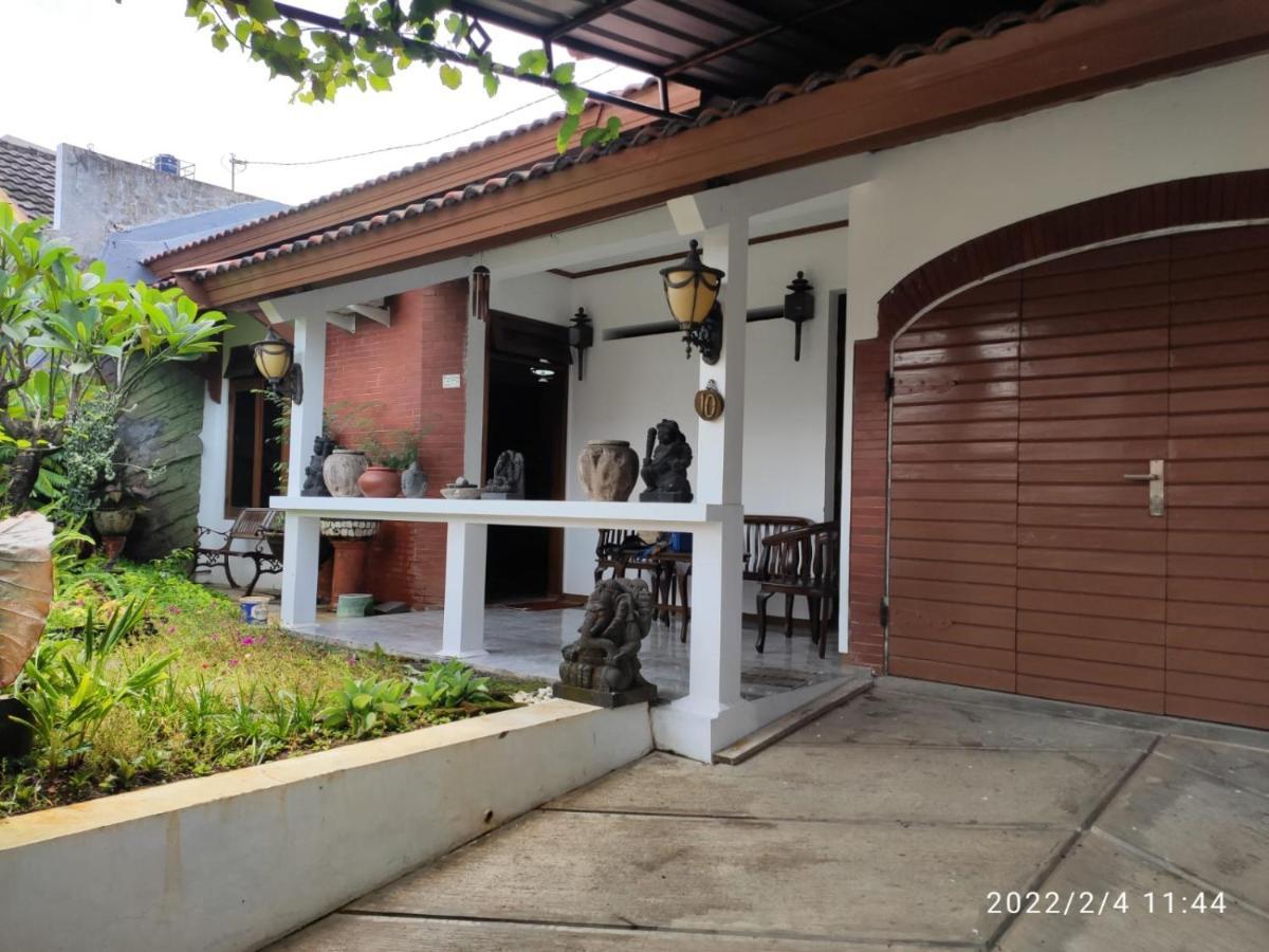 Kelana 2 Nice Homestay  Semarang Bagian luar foto